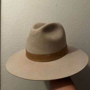 Lovely Bird Sydney Fedora Size M